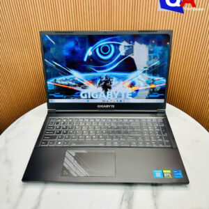 Gaming Gigabyte G5 GE| i5 12500H| 16GB RAM| 512GB SSD NVMe| NVIDIA GeForce RTX 3050 4GB| 15.6-inch FHD IPS 144Hz